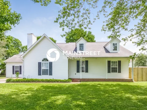 1311 Amberwood Cir, Murfreesboro, TN 37128