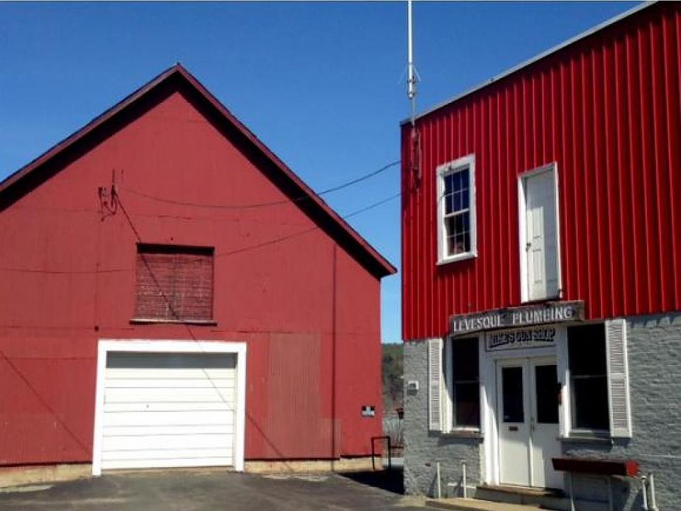 2nd image of 101 Main St