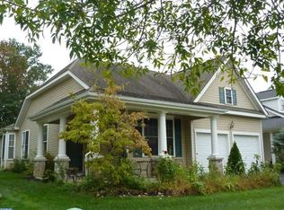 20 Labaw Dr, Cranbury, NJ 08512