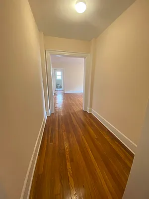 Rented by Kew Forest Realty Inc | media 12