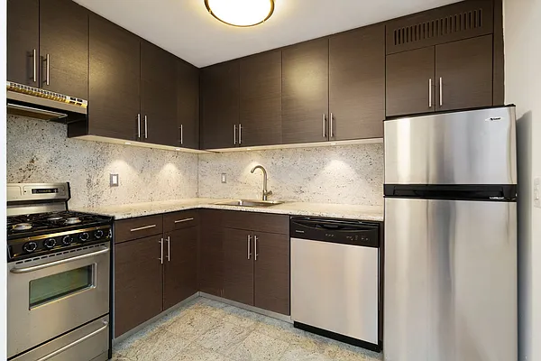 Rented by Kleier Residential | media 10