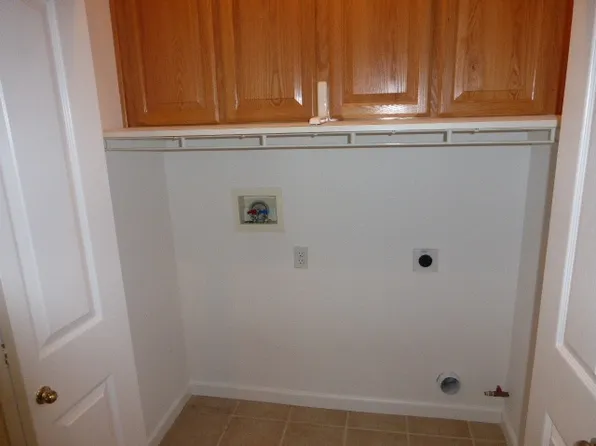 9576 Arcada Ct, Elk Grove, CA 95624