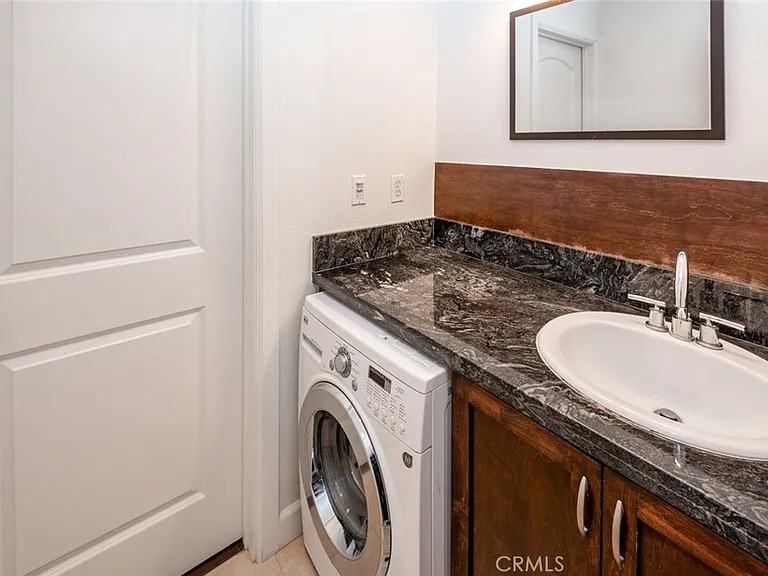 770 W Imperial Ave — Photo 16
