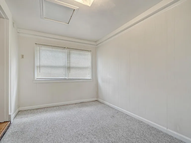 9038 Rhode Island Ave — Photo 17
