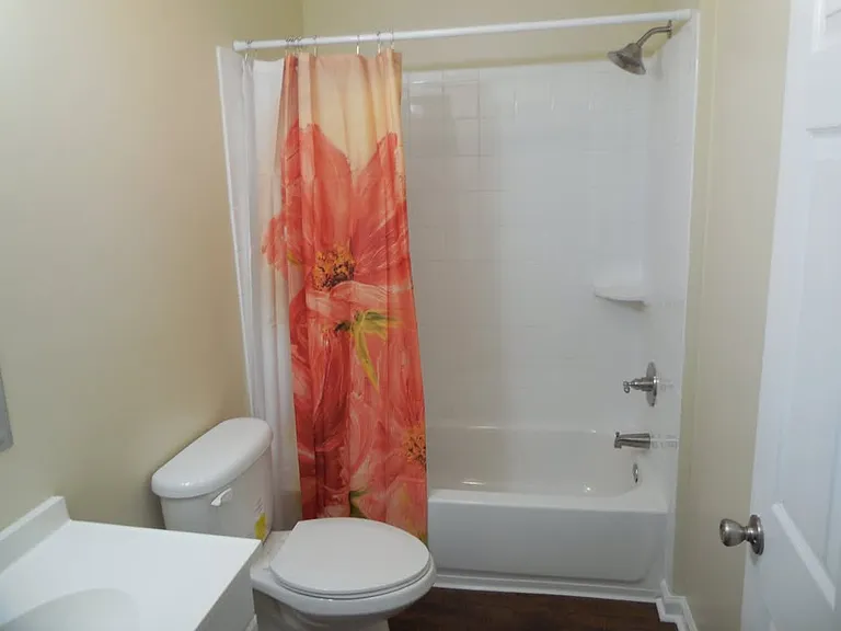 401 SE Short St — Photo 7