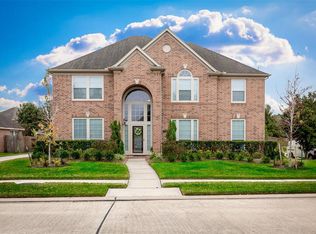 2609 Ravenlake Ct, Pearland, TX 77584