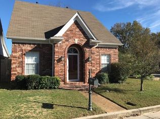 1238 Oak Creek Dr, Collierville, TN 38017