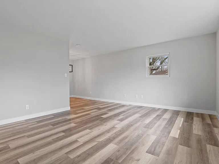 5322 Newport Rd — Photo 5