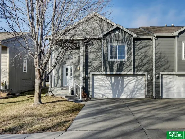 14218 Huntington Ave, Omaha, NE 68164