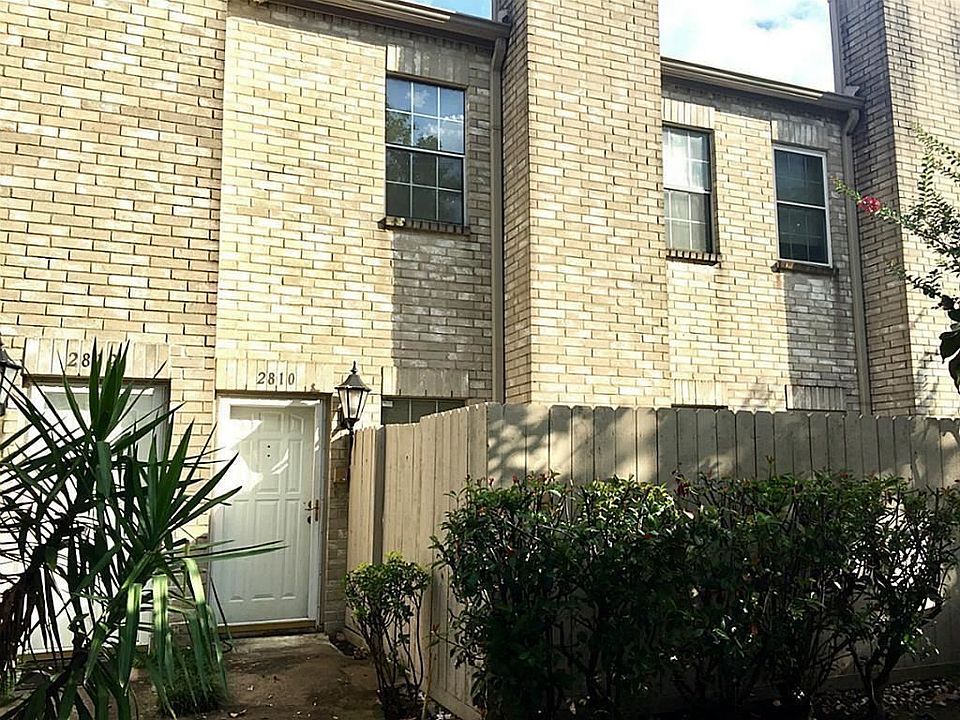 1st image of 2810 Holly Hall St