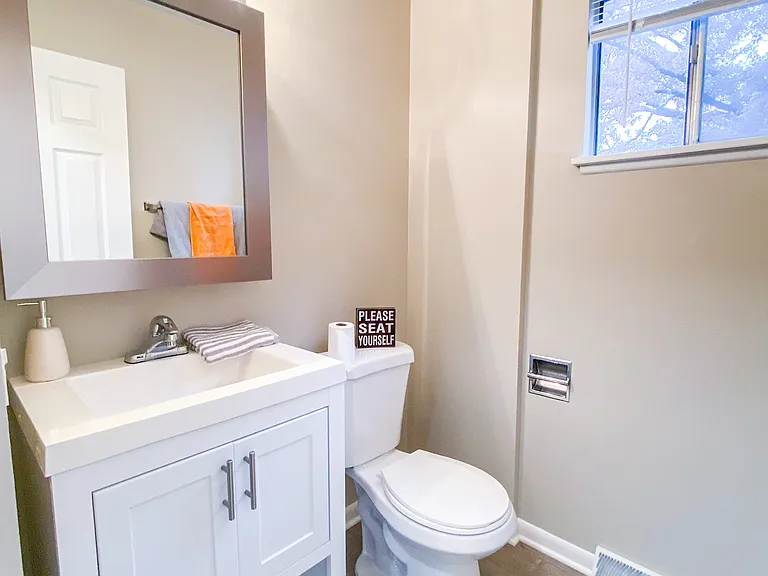 1101 Catalpa Cir — Photo 22