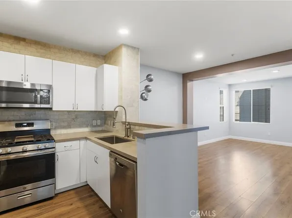 1801 E Katella Ave APT 3037, Anaheim, CA 92805