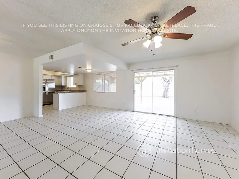 3607 W Kings Ave — Photo 9