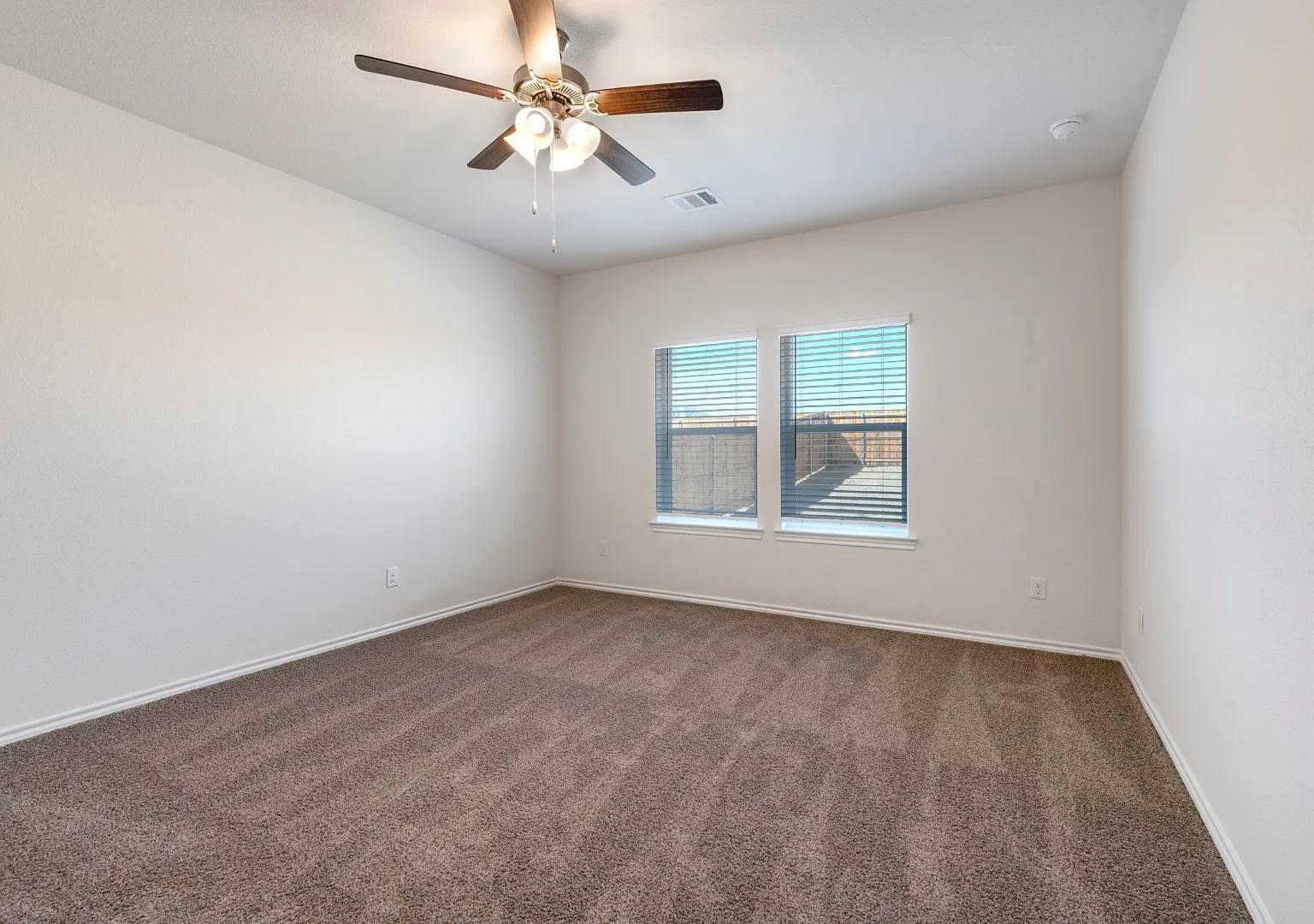 601 Camden Drive — Photo 1