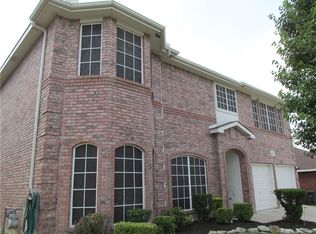 6873 Danieldale Dr, Fort Worth, TX 76137