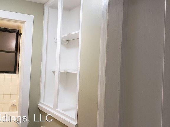 4th image of 7217 S Yates Blvd APT 3A