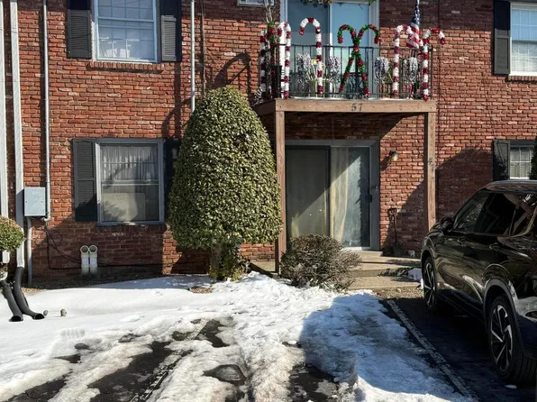 1924 Goldsmith Ln Unit 47, Louisville, KY 40218