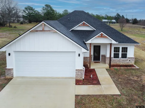 105 County Road 2107, Arp, TX 75750