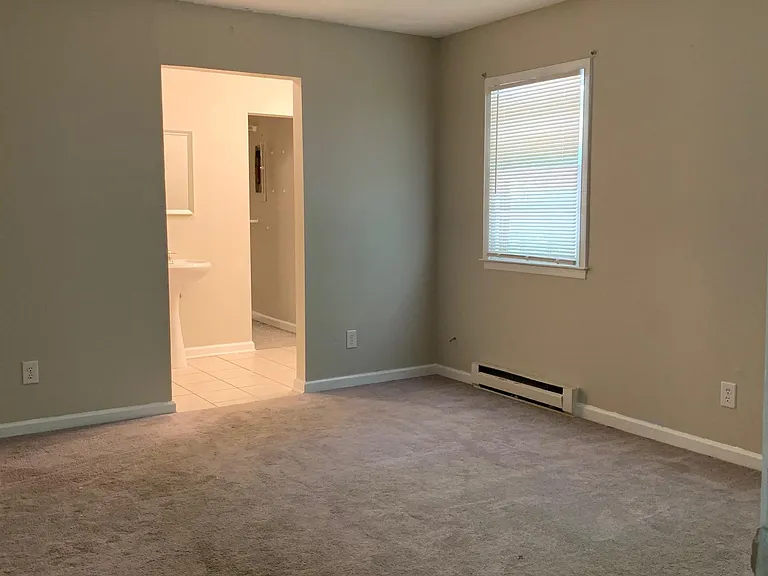 4804 Yorkwood Dr — Photo 6