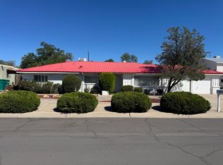 5531 Furman Ave NW, Albuquerque, NM 87114