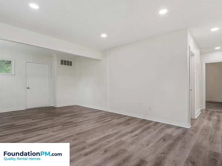 3749 Rhea Ave — Photo 19