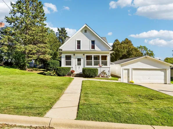 319 Sheldon STREET, Cambridge, WI 53523