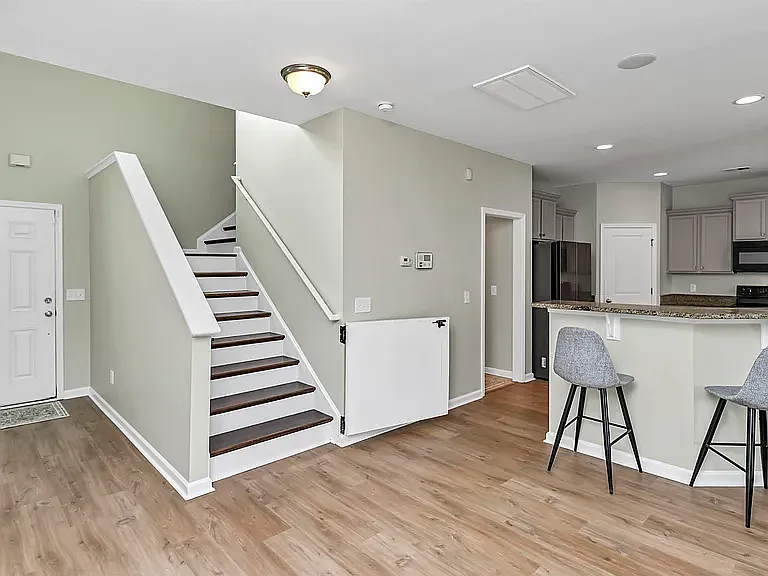 336 Eastfair Dr #53 — Photo 2