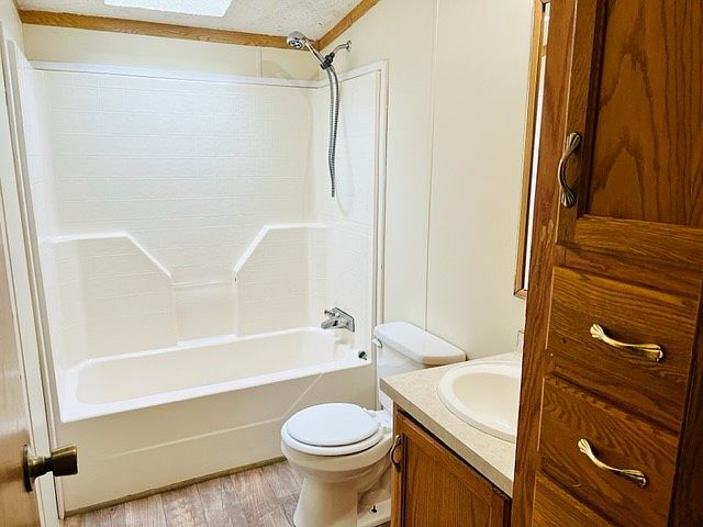 2nd image of 4309 Manchester Ct #138
