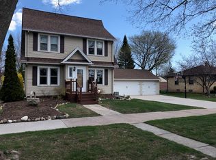 2409 S 16th St, Sheboygan, WI 53081