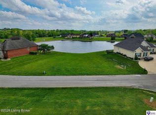 48 Fairway Dr, Lebanon, KY 40033