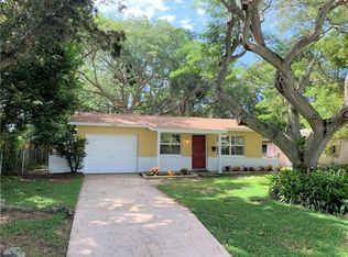 679 Regina Rd, Dunedin, FL 34698