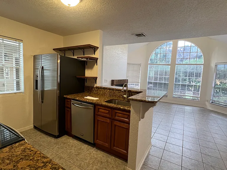 605 Youngstown Pkwy #39 — Photo 6