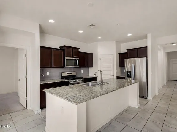 410 W NIKITA Drive, San Tan Valley, AZ 85140