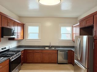 1526 Filbert St, Oakland, CA 94607