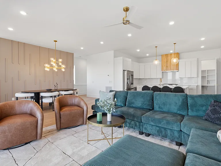 6027 Hill Cir — Photo 5
