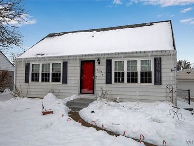 5706 Apollo Dr, Lake View, NY, 14085