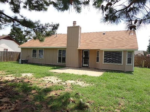 2nd image of 3367 Hallshire Dr