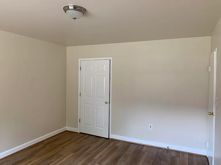Arundel Park Apartments, LLC — Photo 8
