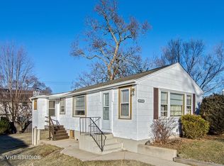 1117 Monroe Ave, Wauconda, IL