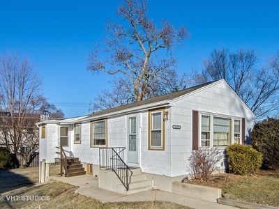 1117 Monroe Ave, Wauconda, IL, 60084