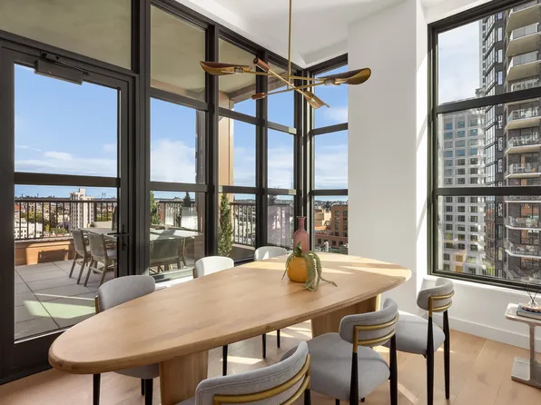 29 Huron Street image 2 of 21