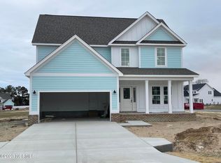 228 Coastline Cir, Swansboro, NC 28584