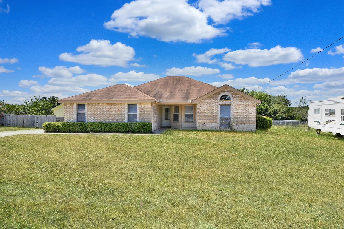4041 Wells Dr, Kempner — Photo 1