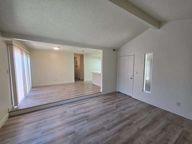 2365 S Gateway Cir #2365 — Photo 3
