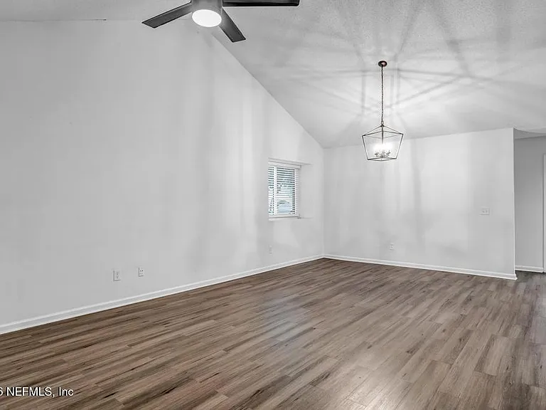 3105 Coral Reef Dr — Photo 9