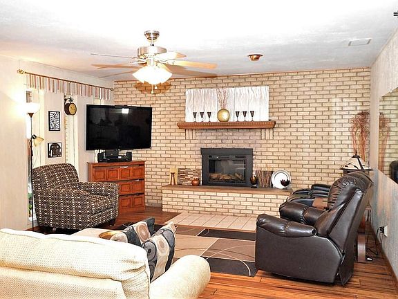 5th image of 1409 Stratford Ln