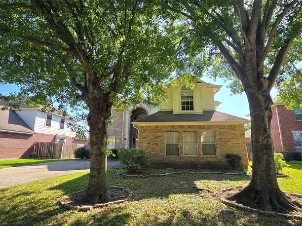 131 Annes Way, Stafford, TX 77477