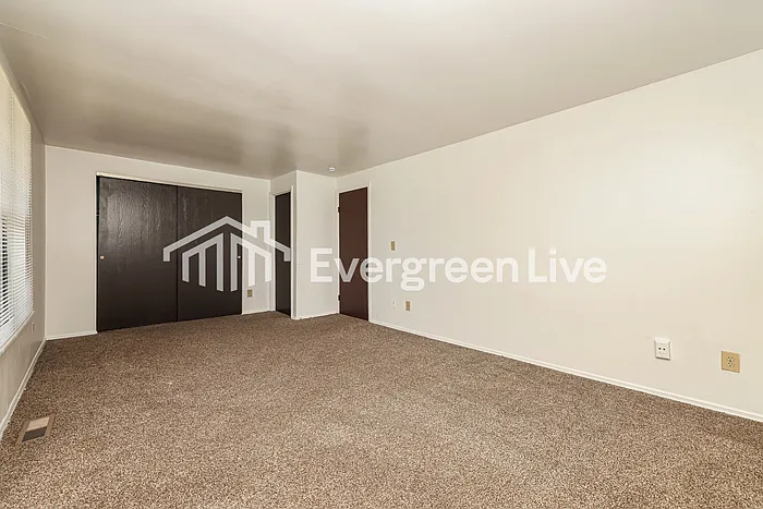 8060 Mount Everest St — Photo 10