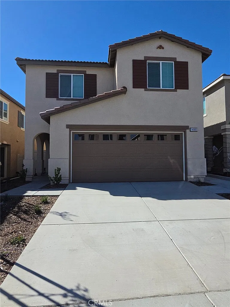 3 bed, 2.5 bath, 1575 sqft, $3,100 — Photo 1