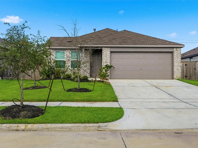 9323 Speckled Trout Dr — Photo 2